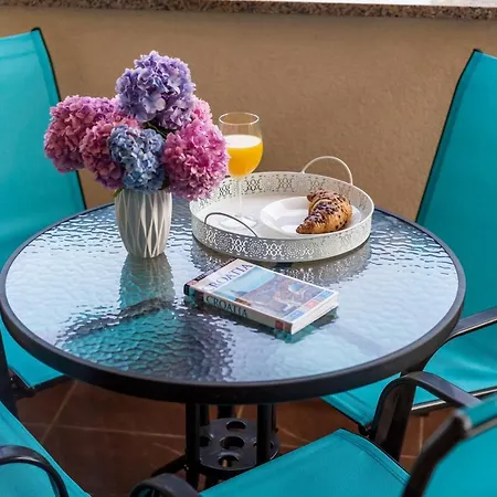 Downtown Helena Apartament *