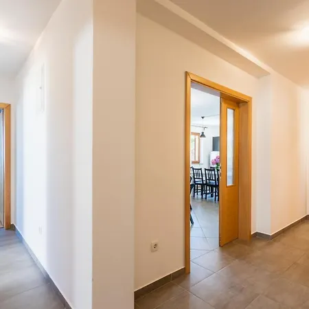 Downtown Helena Apartament